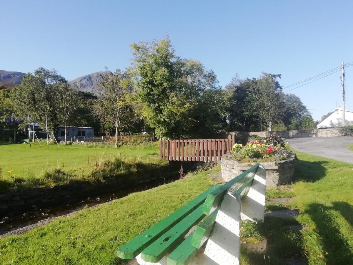 Pier Road Cottage, Croagh Patrick Westport Exterior foto